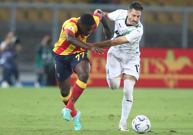 在同赛道竞 在同赛道竞