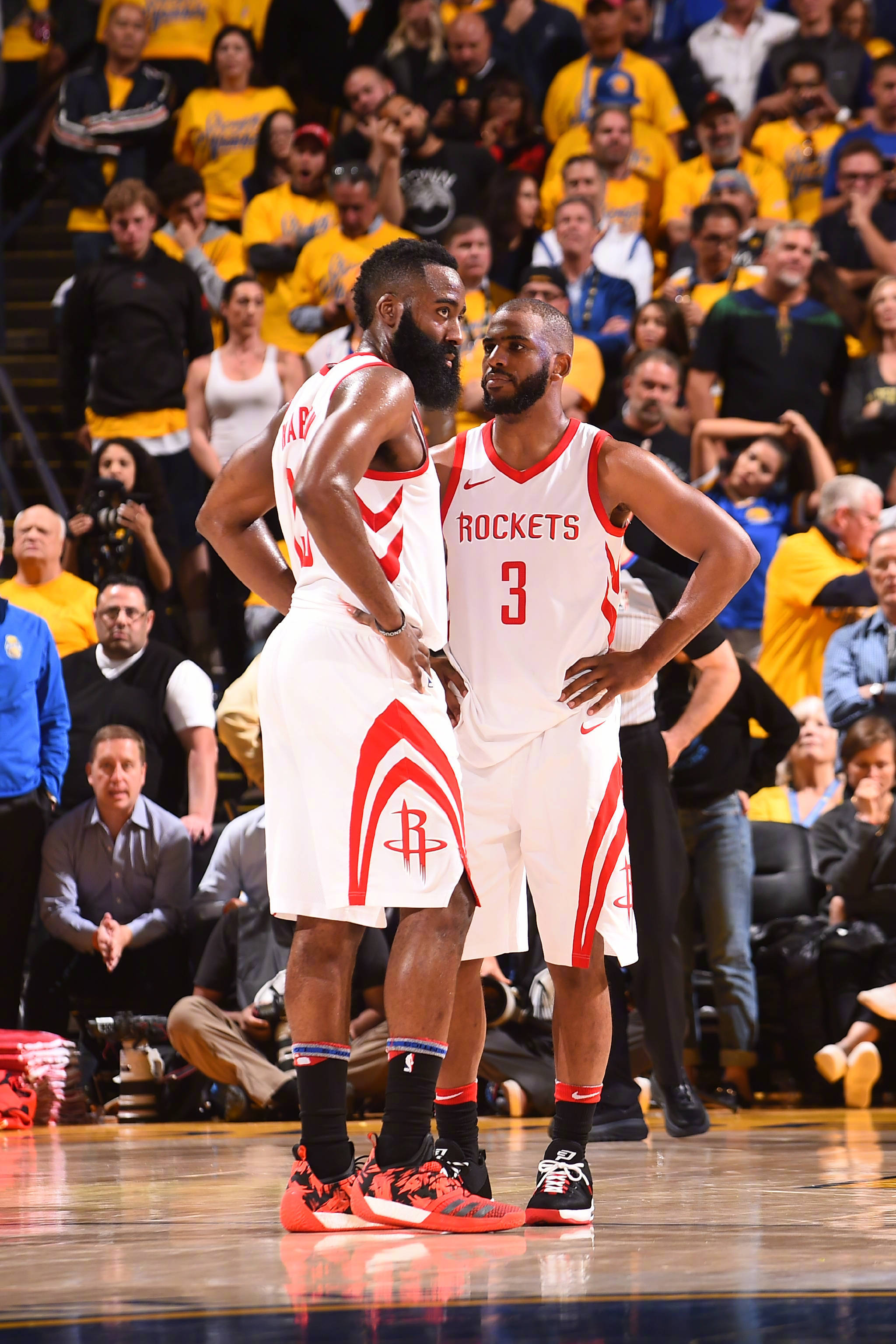 侧翼无球空 侧翼无球空